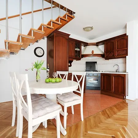 Apartment Royal