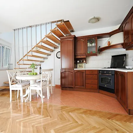 Royal Duplex